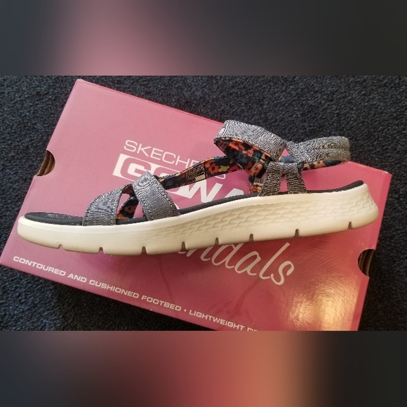 Sketchers Go Walk Flex Sandal Andie In Navy Women's Size 7 EUC - Picture 3 of 16